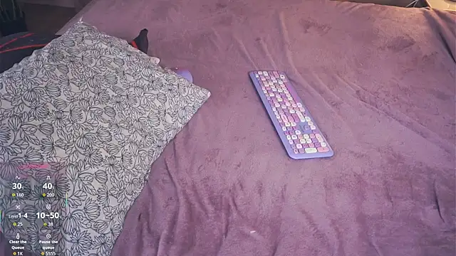 ShariTietge's cam snapshot