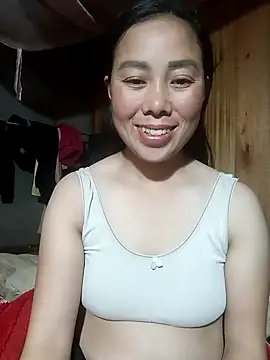 Chloe-ee's cam snapshot