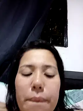 LaDiabla_31's cam snapshot