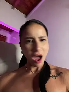 Ale_Lewis live sex cam