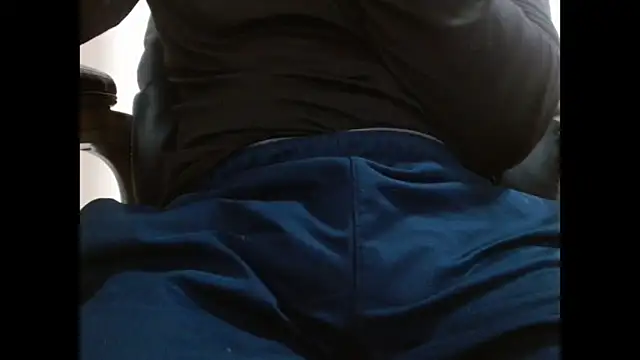 pranastro00 live sex cam