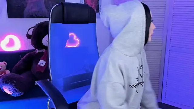 AuroraWrenfield's cam snapshot