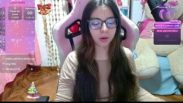 Maggie_Fox3's cam snapshot