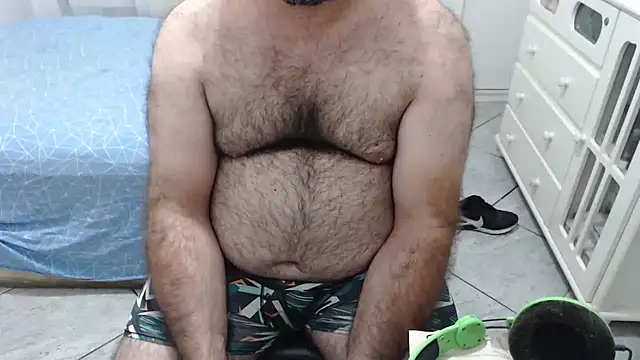 MysterBearMG live sex cam