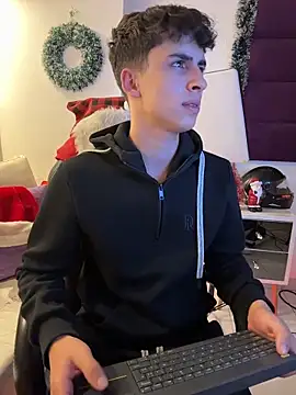 AdrianRinaldi live sex cam