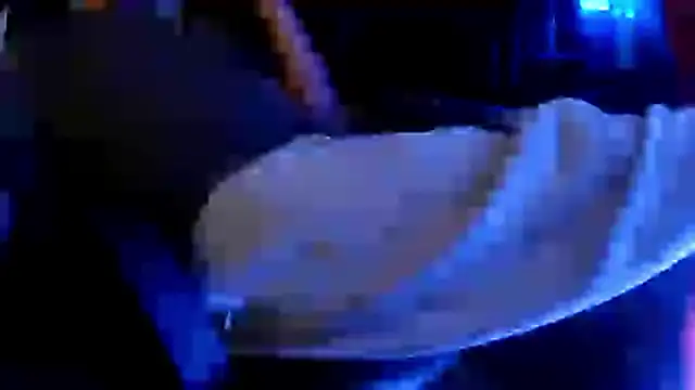 Bowerboi's cam snapshot