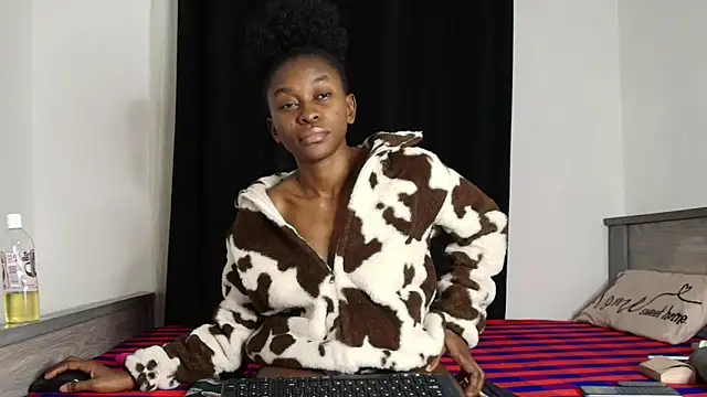 queen_heather's cam snapshot