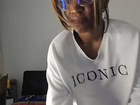 Misslaithana's cam snapshot