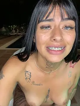 ZairaSofia1's cam snapshot