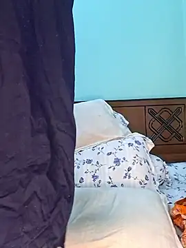 Bristy-'s cam snapshot