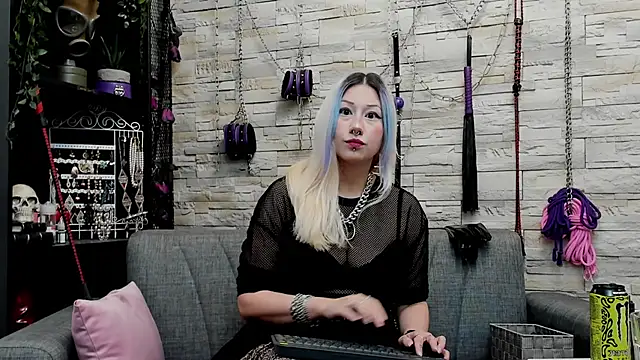 CruelMistress's cam snapshot