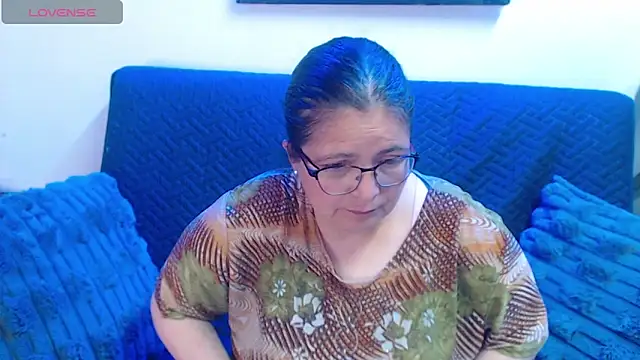 Linda_banks_'s cam snapshot