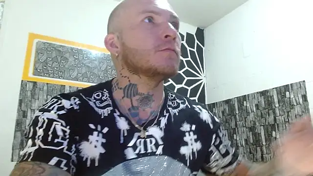 stripnolimits's cam snapshot