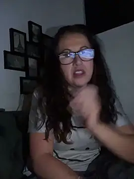 MirandaLatinaLovely's cam snapshot