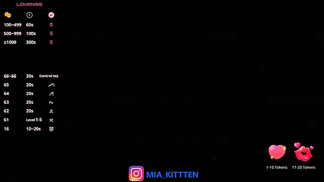 mia_kittten's cam snapshot