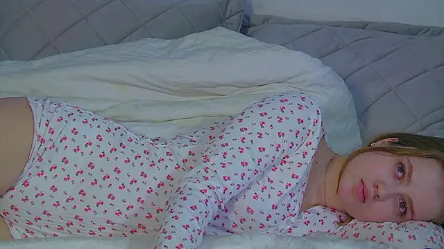 SelinSwarovski's cam snapshot