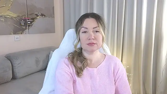 ElyaSoftTemptation's cam snapshot