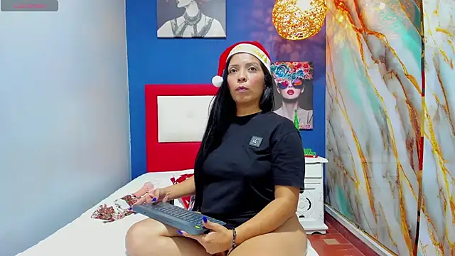 _angeline_love's cam snapshot