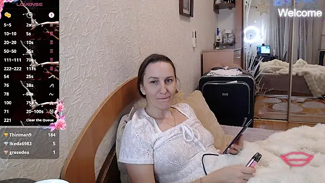 Yevgeshka-Milashka's cam snapshot