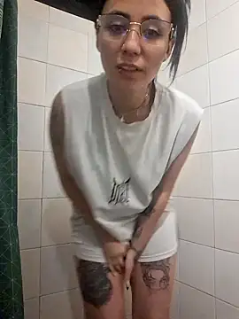 anny_roberts's cam snapshot