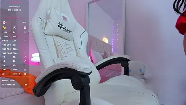 kim_dreams18's cam snapshot