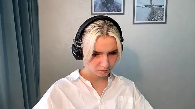 Cindi_Jacobs's cam snapshot