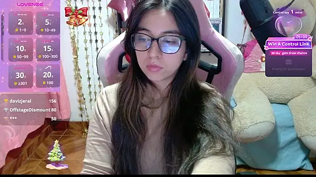 Maggie_Fox3's cam snapshot