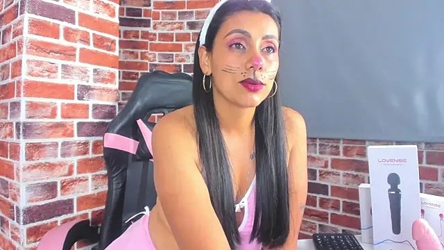 Nyra_Rose's cam snapshot