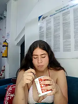 EVANGELY_FOX's cam snapshot