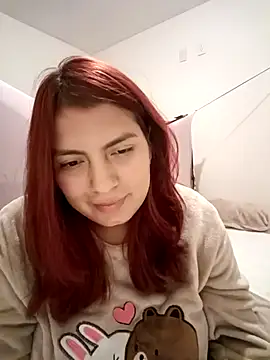 LUNARB23 live sex cam