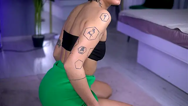 AnneFaris's cam snapshot