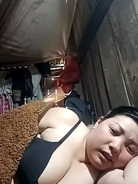 sary-hot2x's cam snapshot