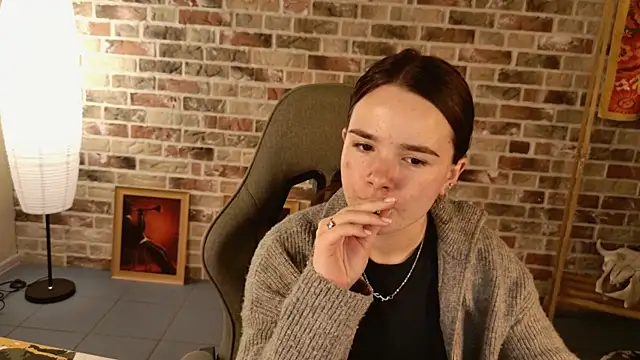 May_Bloom's cam snapshot