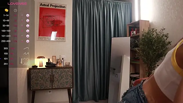 Pheromoon's cam snapshot