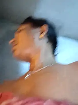 Sweet-rumi's cam snapshot