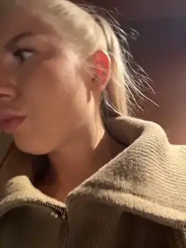 NewLale's cam snapshot