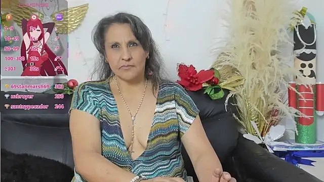 merlyna_goldens's cam snapshot