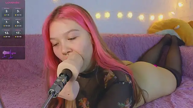 May_aster's cam snapshot