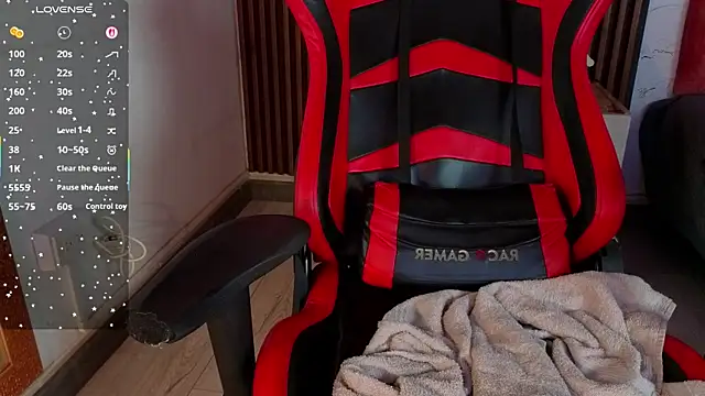 SpicyDemons's cam snapshot