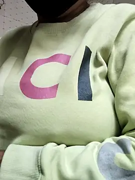 illay_love's cam snapshot