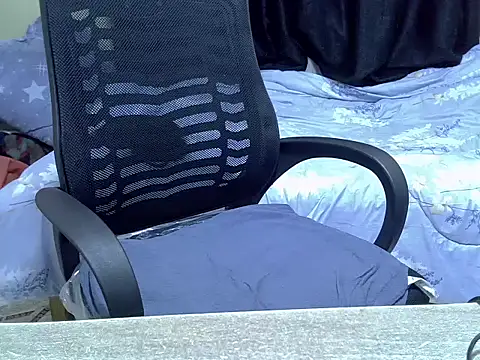 Horny-slut_'s cam snapshot