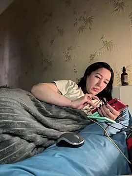 Naughtbaby_2025's cam snapshot