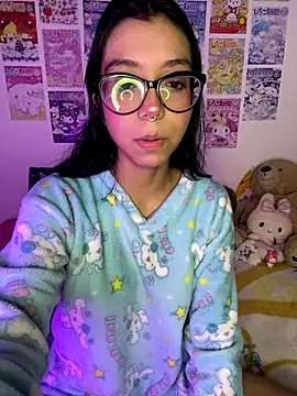 Valen-Foxx1's cam snapshot