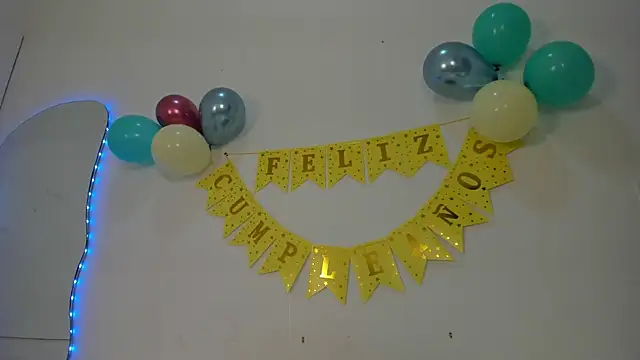 zoee_lovv's cam snapshot