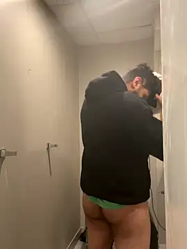 StroknGoon69 live sex cam