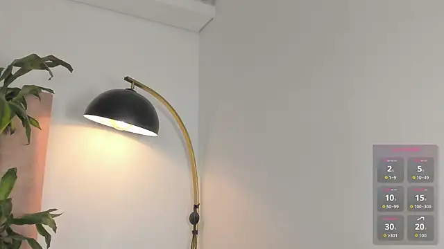 im_alejandra_'s cam snapshot