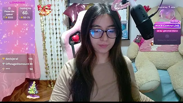 Maggie_Fox3's cam snapshot