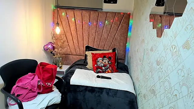 MarilynMiilf_'s cam snapshot