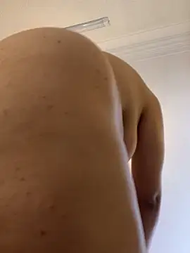 _Bella_7's cam snapshot