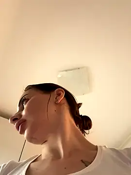 AuraPure's cam snapshot